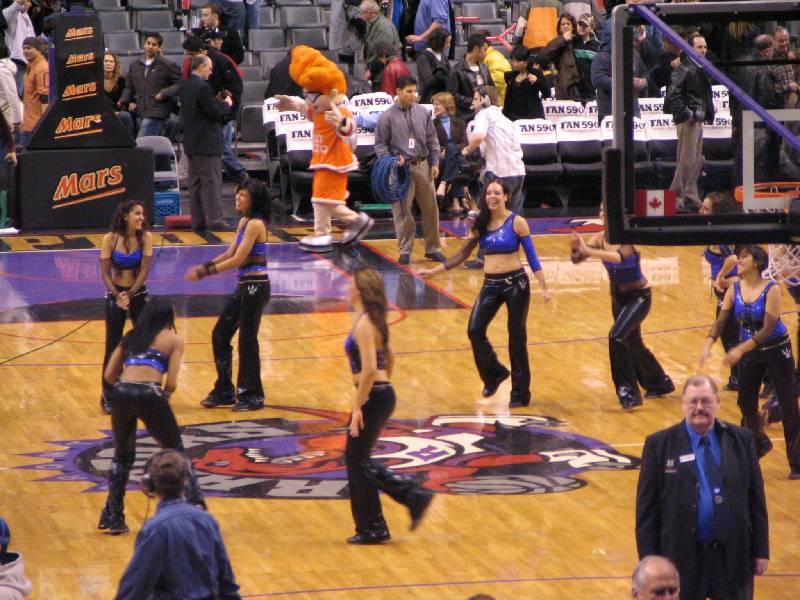 Raptors - 02.04.2005 436.jpg